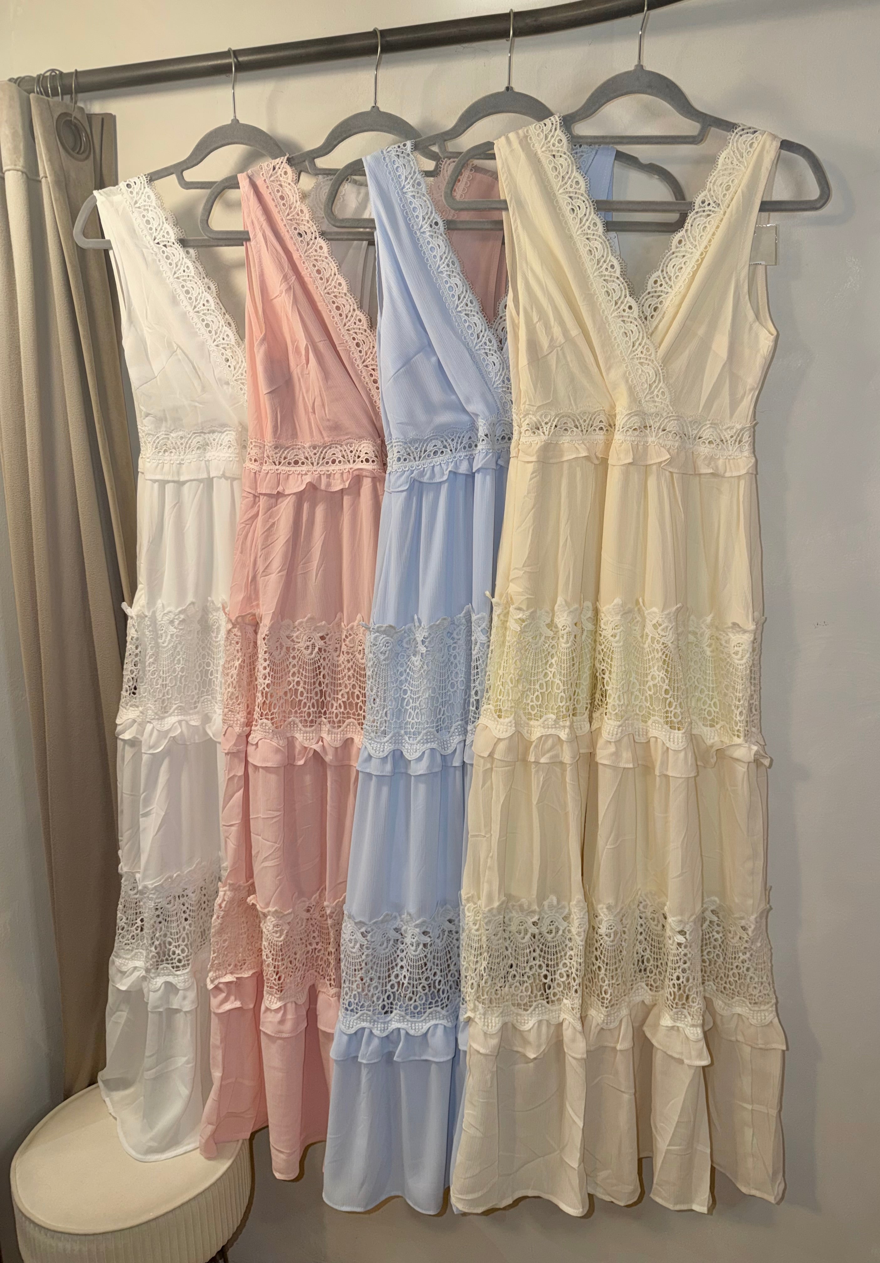 VESTIDO TIPO CHIFFONE CON CROCHET