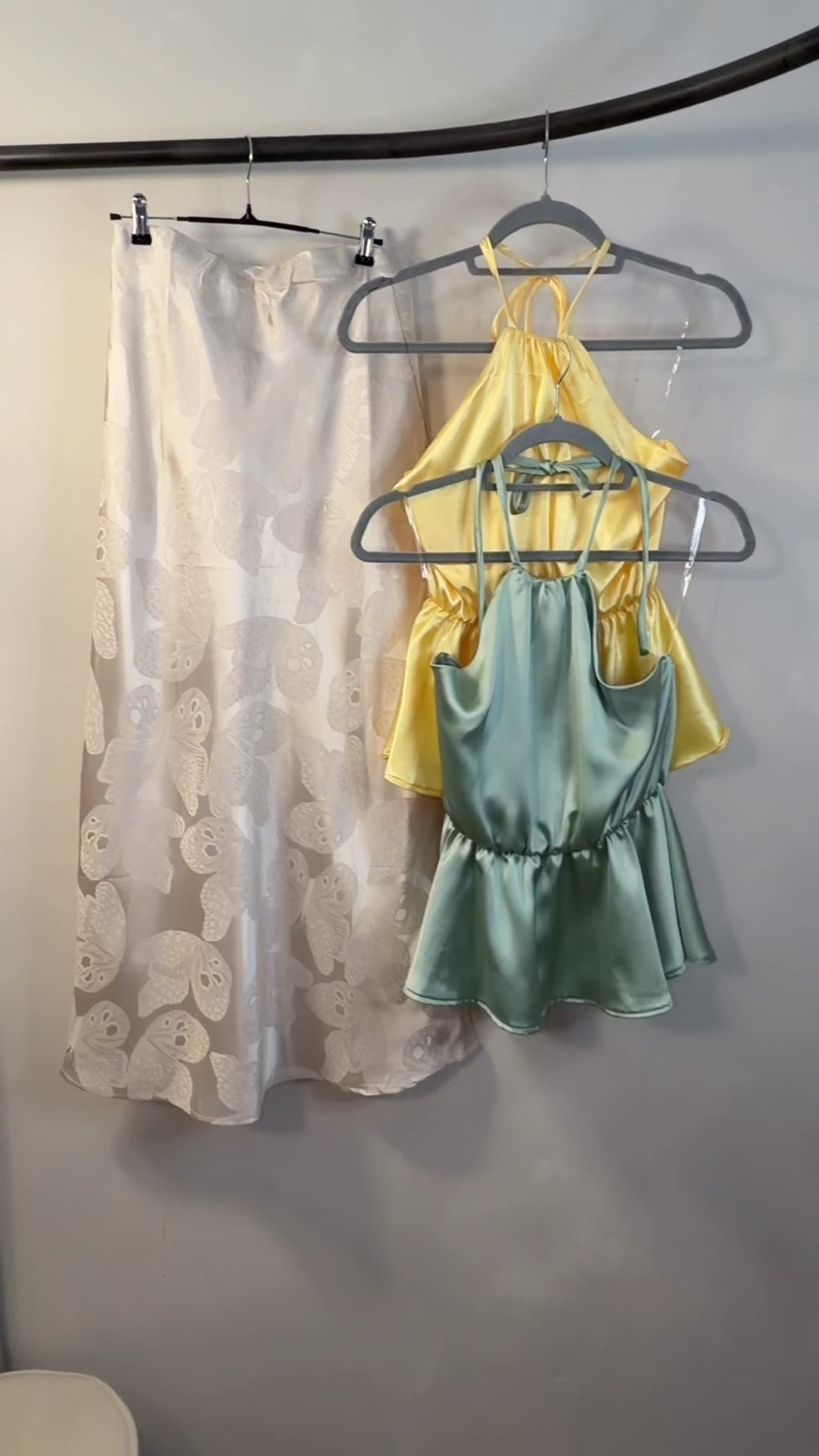 BLUSA HALTER SATIN