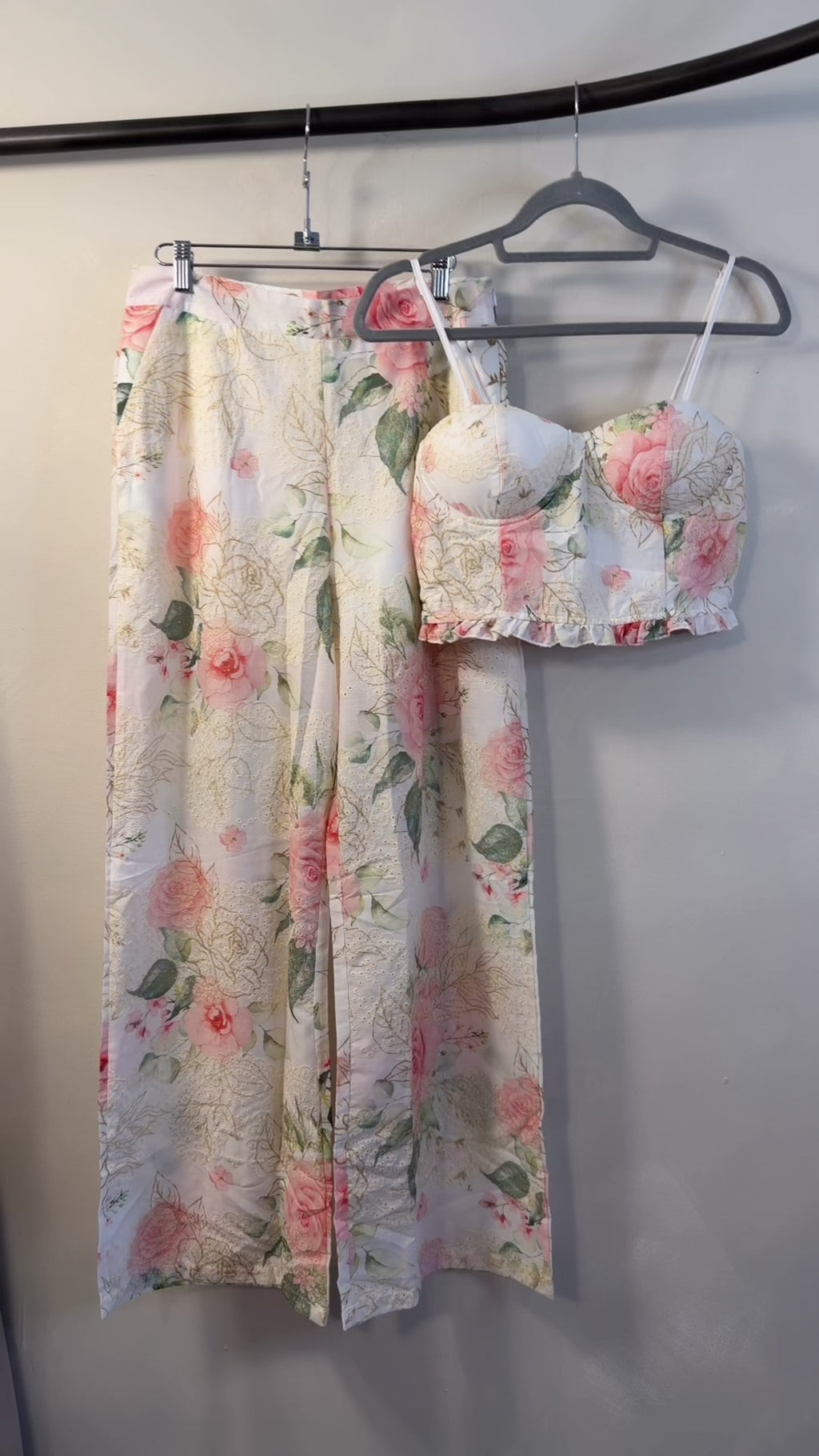 SET FLORES Y BORDADO