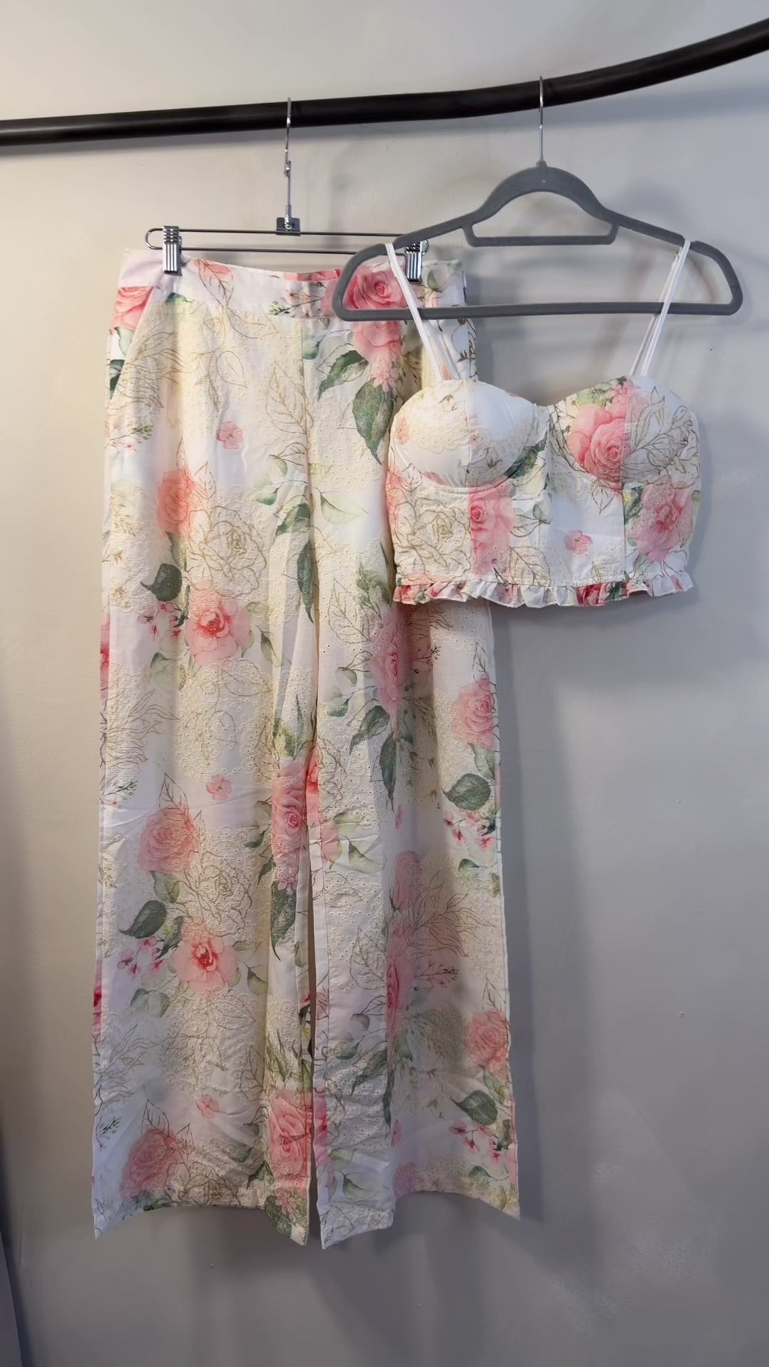 SET FLORES Y BORDADO