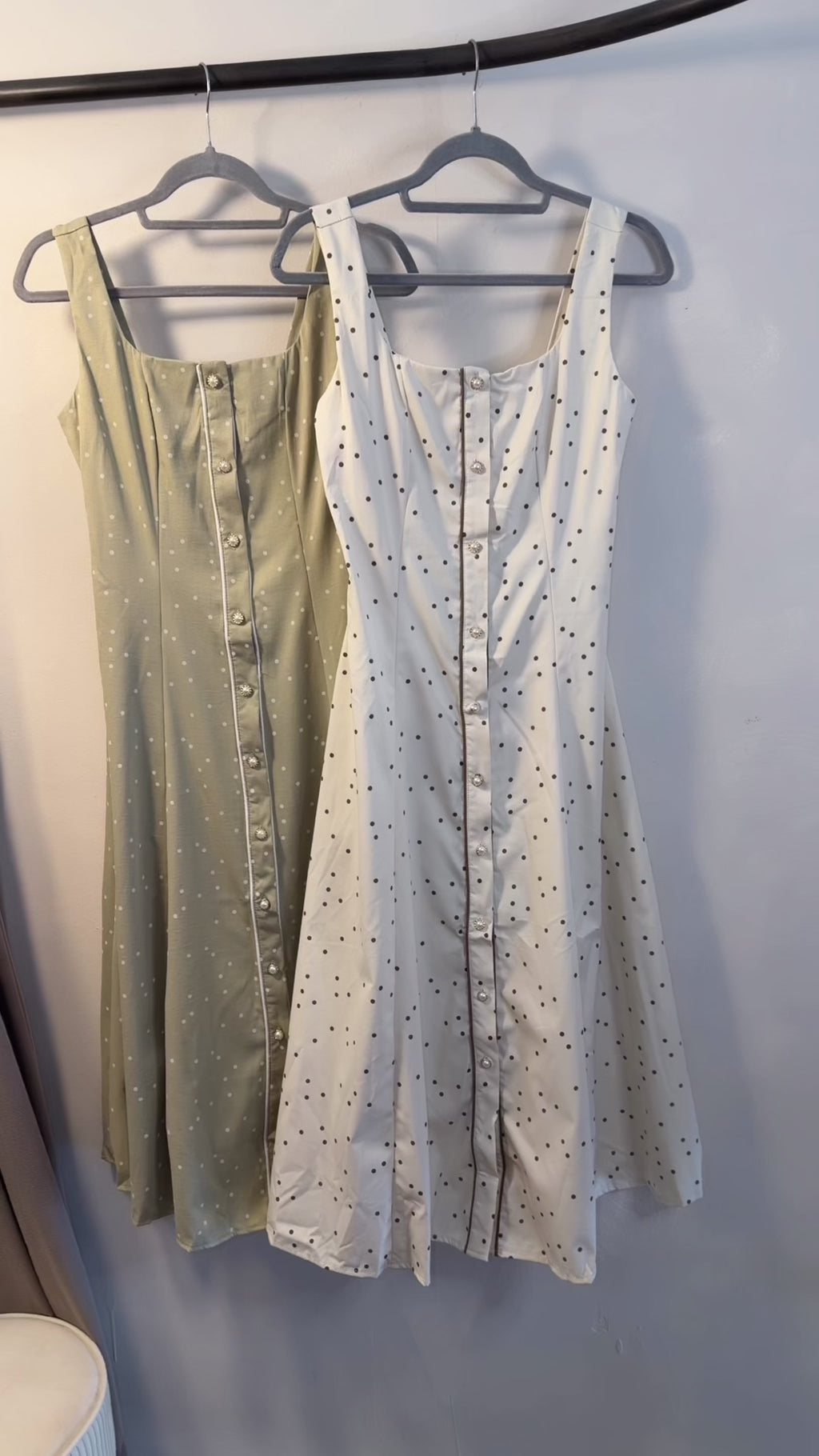 VESTIDO POLKA BOTONES
