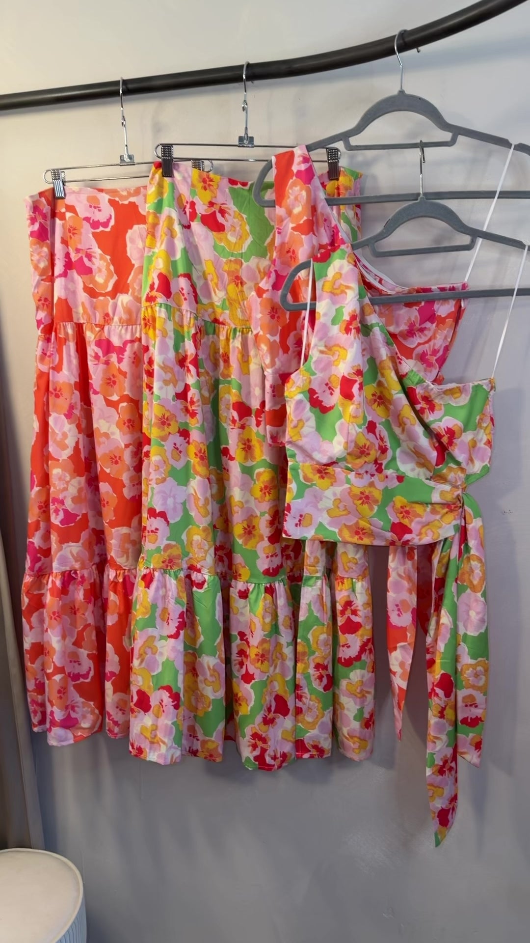 SET BLUSA FALDA FLOREADO