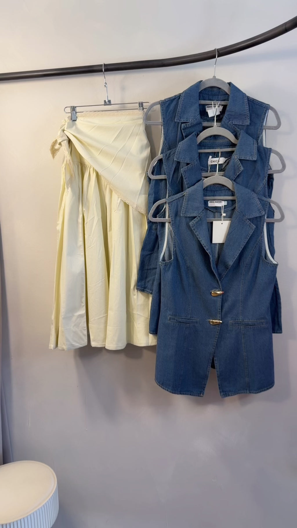 CHALECO DENIM BOTÓN