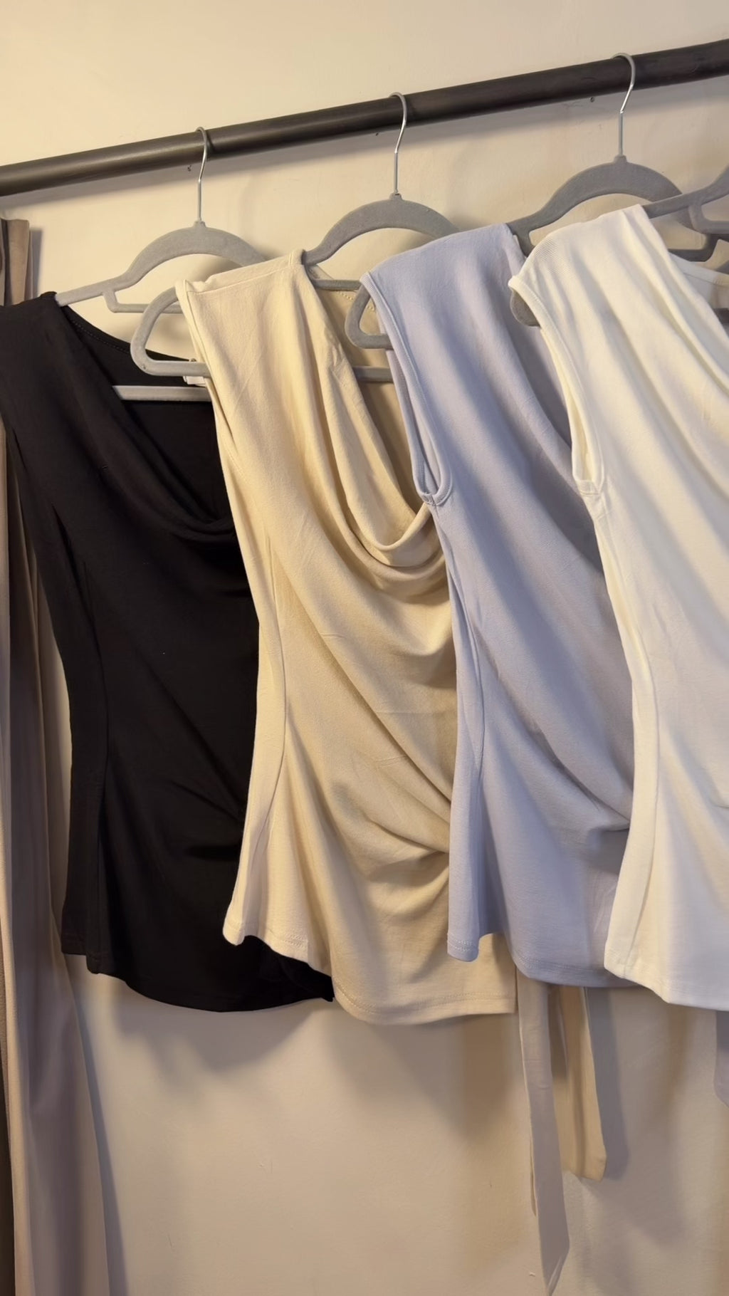 BLUSA NUDO LATERAL