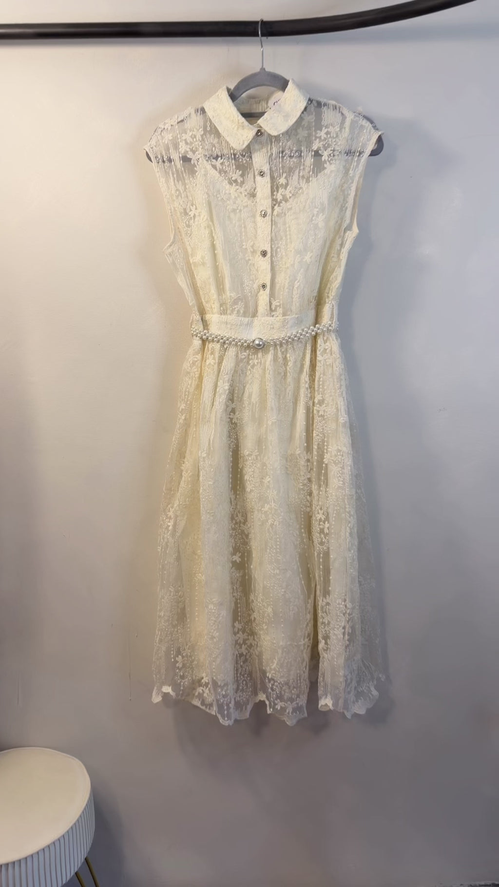 VESTIDO BORDADO PERLAS CINTO