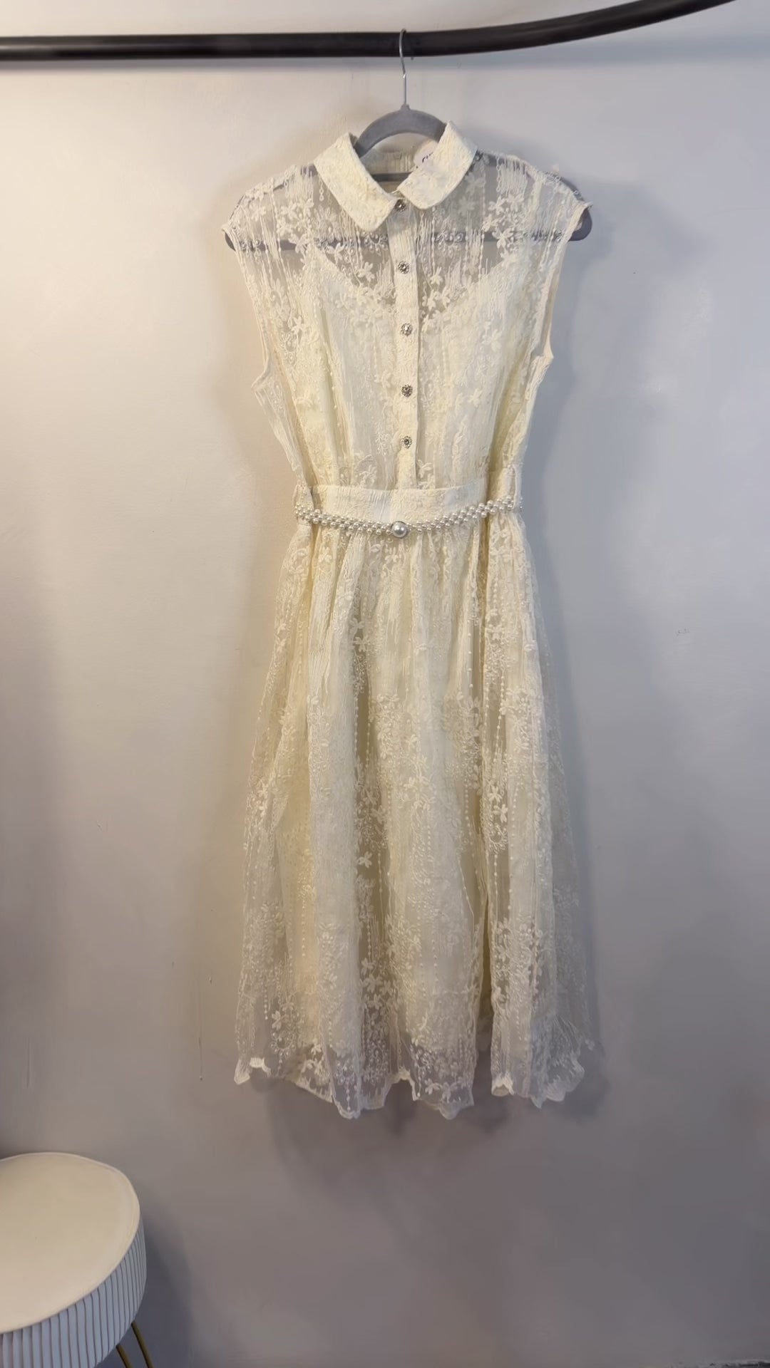 VESTIDO BORDADO PERLAS CINTO