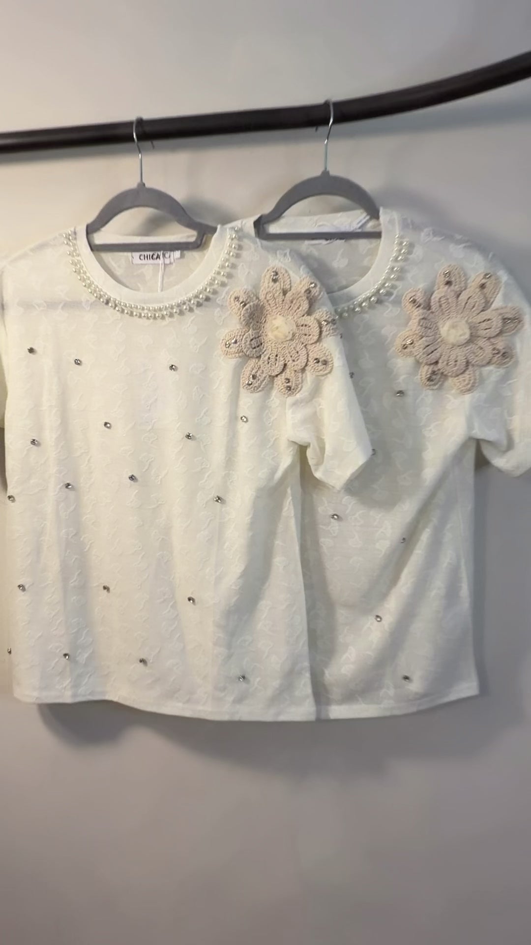 BLUSA RELIEVE CON CROCHET