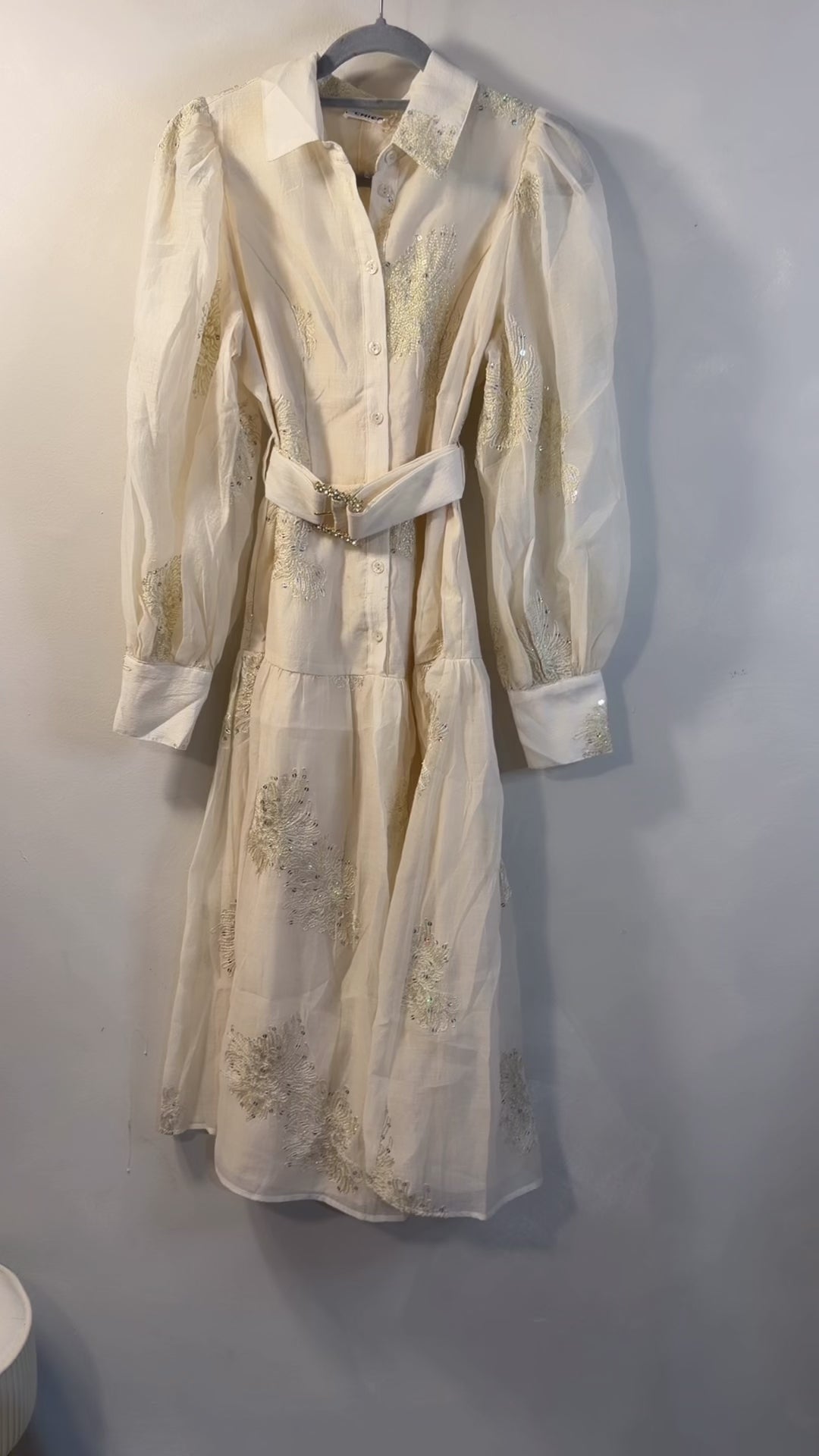 VESTIDO BLANCO BORDADO