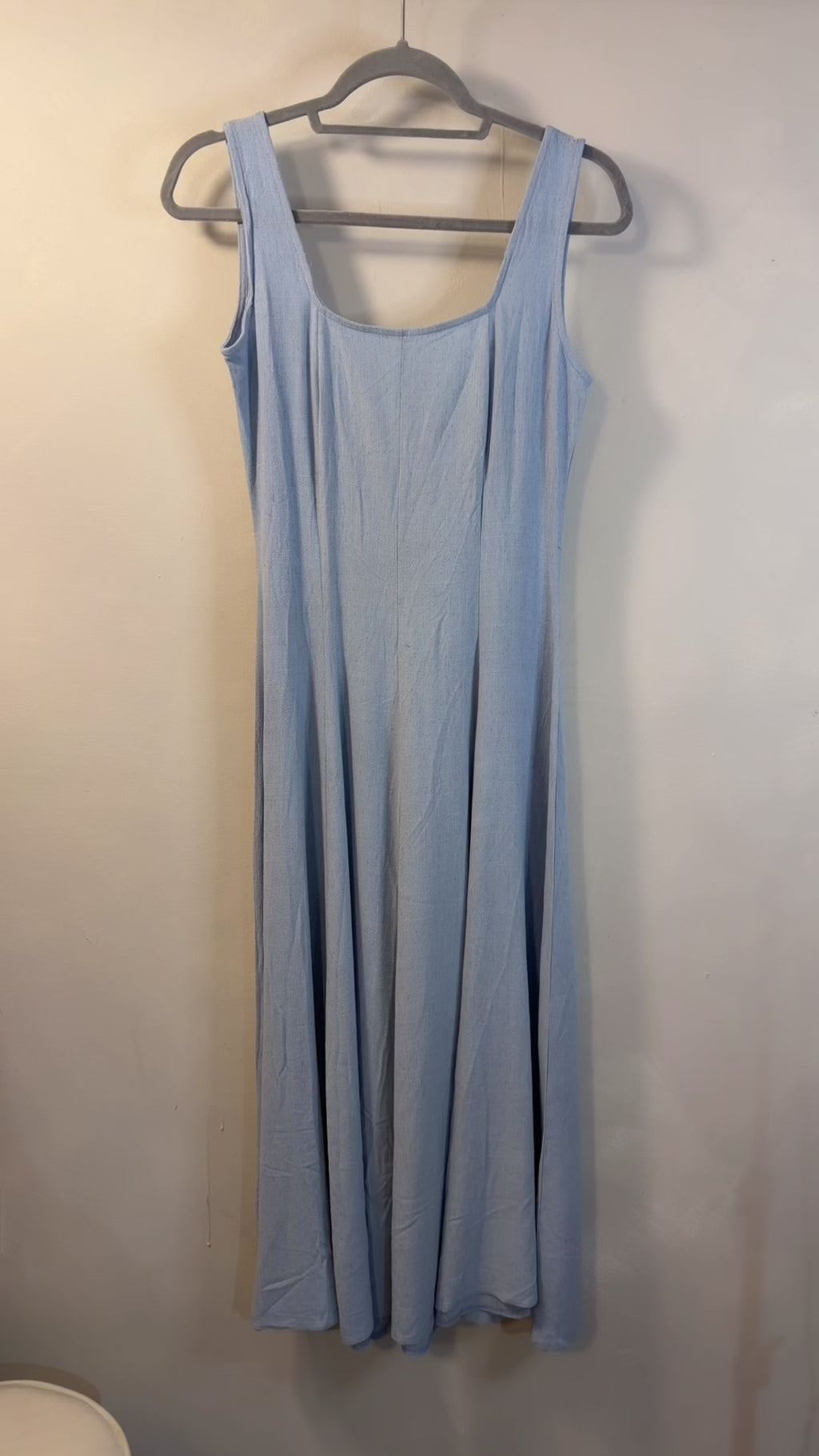 VESTIDO TORSO LARGO